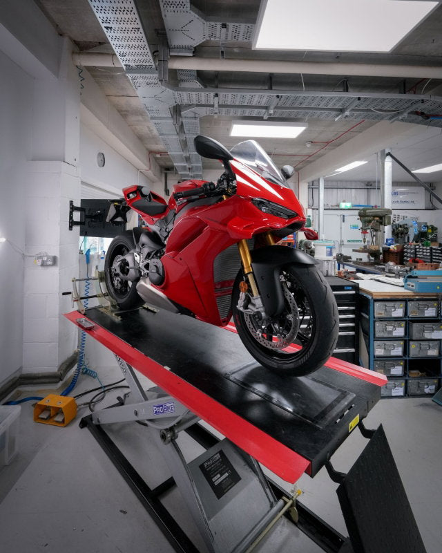 Spindle Protector - Front RHS Ducati Panigale V4 & V4S, Streetfighter V4 & V4S, 2025-2026