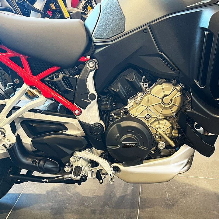 Multistrada V4 Clutch Cover 2022-2026