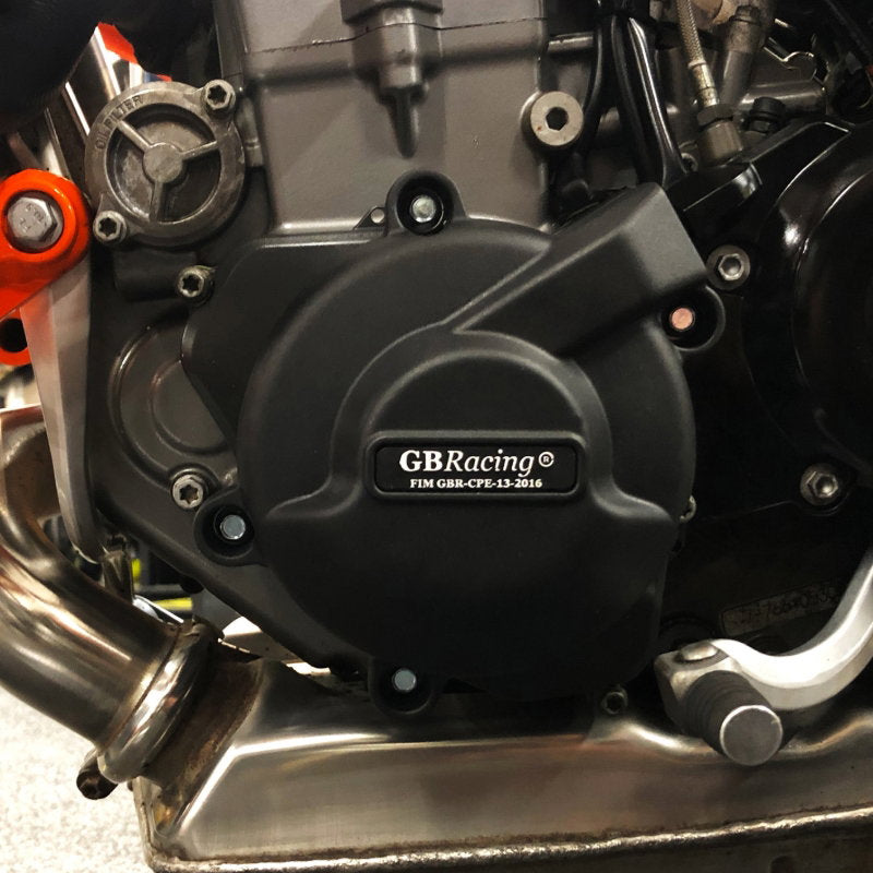 Duke 690 Secondary Alternator Cover 2011