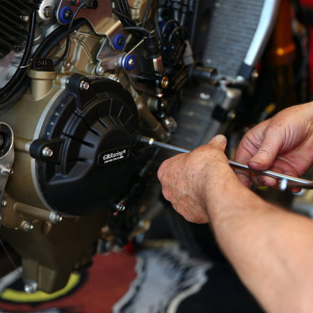 V4 R Engine Cover Set 2019-2022