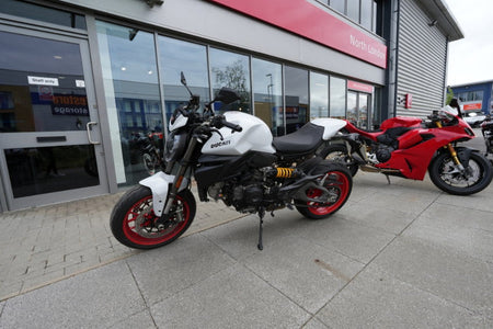 Panigale, Streetfighter, Multistrada V2 & V2 S 2025-2026, Monster & Monster +, Desert X & Hypermotard V2, V2 SP 2026 Secondary Engine Cover Set