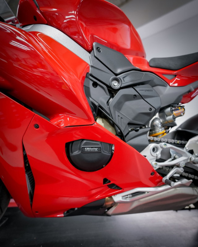 Panigale V4 & V4 S Alternator Cover 2025-2026