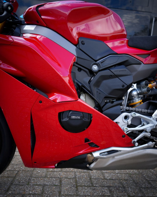Panigale V4 & V4 S Alternator Cover 2025-2026