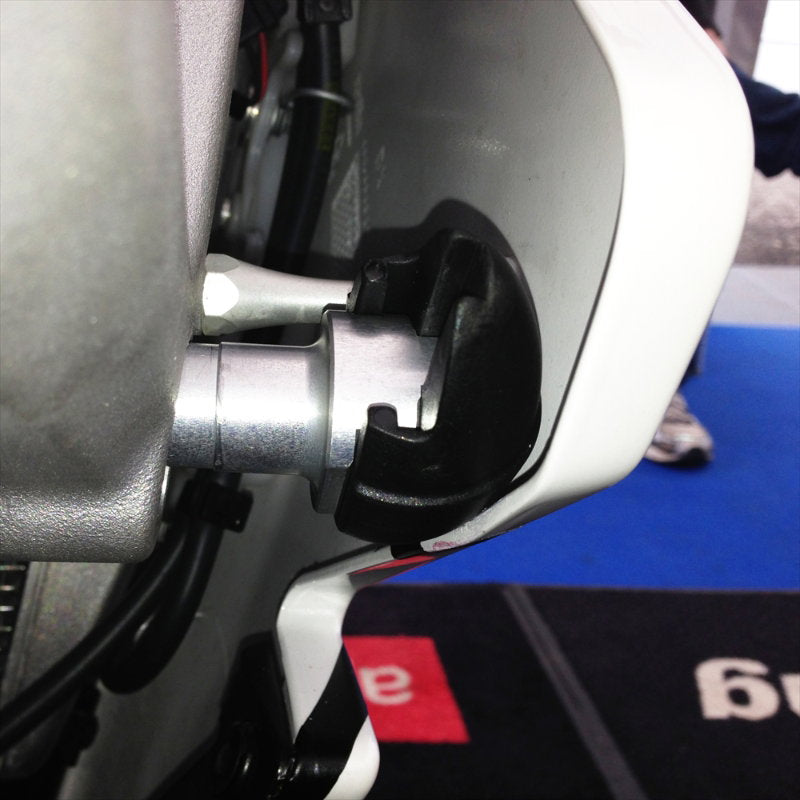 Bullet Frame Slider Set Aprilia RSV4 2010-2026 - RACE